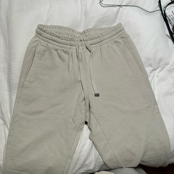 TALENTLESS sweatsuit - Picture 6 of 9